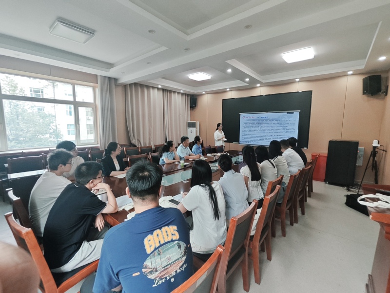 管理学院举办潍坊和济医院专场招...